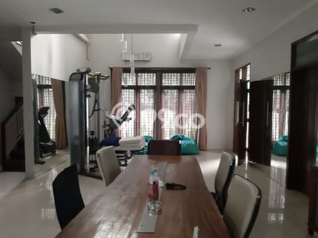 Rumah Luxury Best Area di Tangerang Selatan, Banten Rumah Luxury Best Area di Tangerang Selatan, Banten