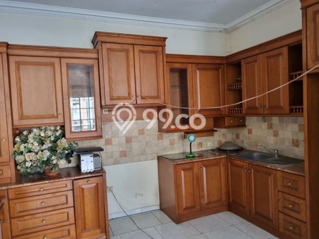 Jarang Ada! Rumah Sewa 4 Kamar Nyaman Siap Huni Radio Dalam Jarang Ada! Rumah Sewa 4 Kamar Nyaman Siap Huni Radio Dalam