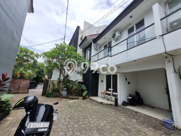 Rumah Kontrakan Jakarta Selatan LT 180m2 LB 180m2 Area Pejaten Rumah Kontrakan Jakarta Selatan LT 180m2 LB 180m2 Area Pejaten