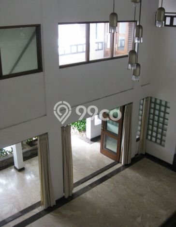 Rumah area Pasar Minggu, 4 KT, Akses Mudah Fasilitas Umum, Luas 800m² Bangunan 450m² Rumah area Pasar Minggu, 4 KT, Akses Mudah Fasilitas Umum, Luas 800m² Bangunan 450m²