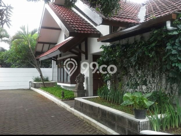 Rumah area Pasar Minggu, 4 KT, Akses Mudah Fasilitas Umum, Luas 800m² Bangunan 450m² Rumah area Pasar Minggu, 4 KT, Akses Mudah Fasilitas Umum, Luas 800m² Bangunan 450m²