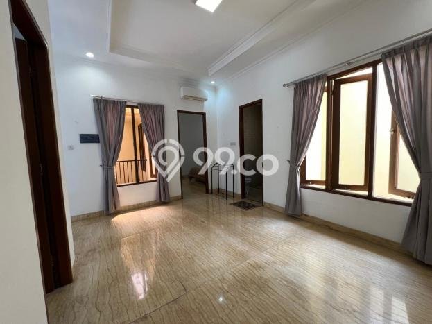 Disewakan Rumah Harga Terjangkau di Antasari Jakarta Selatan Punya 7 Kamar Tidur Disewakan Rumah Harga Terjangkau di Antasari Jakarta Selatan Punya 7 Kamar Tidur