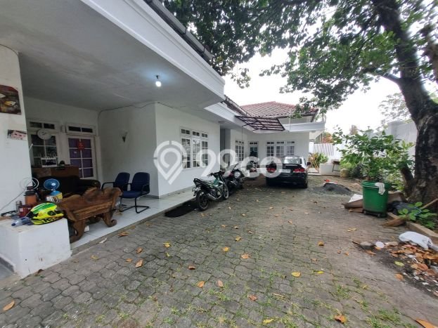 Rumah di , 3 KM, Area Nyaman Rumah di , 3 KM, Area Nyaman