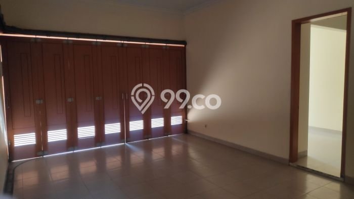 Rumah Kontrakan Jakarta Selatan LT 800m2 LB 600m2 Area Radio Dalam Rumah Kontrakan Jakarta Selatan LT 800m2 LB 600m2 Area Radio Dalam