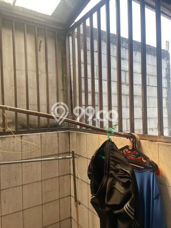 PROPERTI PILIHAN! Rumah Asri area Kota Wisata, Luas 105m² Bangunan 160m² PROPERTI PILIHAN! Rumah Asri area Kota Wisata, Luas 105m² Bangunan 160m²