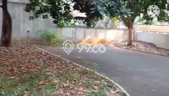 Jual Tanah Kawasan Tebet, Luas 1069m2m², Lingkungan Asri Jual Tanah Kawasan Tebet, Luas 1069m2m², Lingkungan Asri