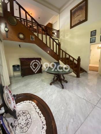 Rumah Elit Modern Siap Huni di Blok M Jakarta Selatan Rumah Elit Modern Siap Huni di Blok M Jakarta Selatan