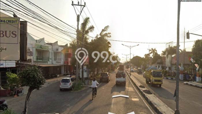 Ruko Dijual di Majalengka LT 192m2 & LB 210m2 Lokasi Terbaik! Ruko Dijual di Majalengka LT 192m2 & LB 210m2 Lokasi Terbaik!
