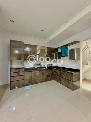 Dijual Rumah Premium dengan Fasilitas Sekitar Komplit di Cengkareng, Jakarta Barat Dijual Rumah Premium dengan Fasilitas Sekitar Komplit di Cengkareng, Jakarta Barat