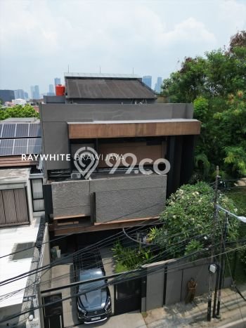 Hunian Elit LB 750m2 Siap Huni Desain Elegan di Kemang, Jakarta Selatan Hunian Elit LB 750m2 Siap Huni Desain Elegan di Kemang, Jakarta Selatan