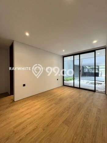 Rumah Elit LB 450m2 Siap Huni Desain Elegan di Kemang, Jakarta Selatan Rumah Elit LB 450m2 Siap Huni Desain Elegan di Kemang, Jakarta Selatan