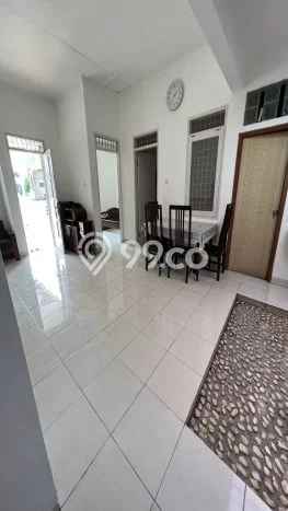 HUNIAN PILIHAN! Rumah kawasan Bogor Barat, 2 KT, Area Strategis, Luas 84m² Bangunan 65m² HUNIAN PILIHAN! Rumah kawasan Bogor Barat, 2 KT, Area Strategis, Luas 84m² Bangunan 65m²