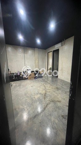 Dijual Gudang di Sentul, Luas 560m², Area Komersial, Jalur Strategis Dijual Gudang di Sentul, Luas 560m², Area Komersial, Jalur Strategis