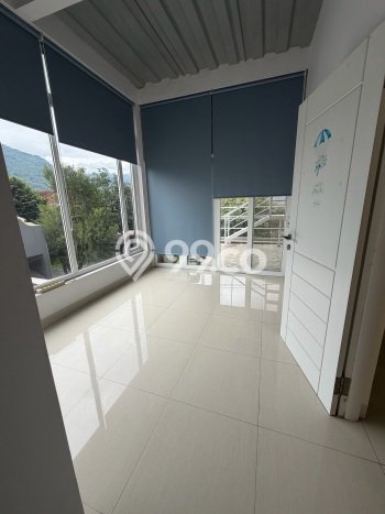 Rumah Modern 4 KT LT 90m2 di Sentul City Rumah Modern 4 KT LT 90m2 di Sentul City