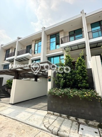 Disewakan! Rumah 5 Kamar Tidur &
4 Kamar Mandi di Pondok Indah, Jakarta Selatan Disewakan! Rumah 5 Kamar Tidur &
4 Kamar Mandi di Pondok Indah, Jakarta Selatan