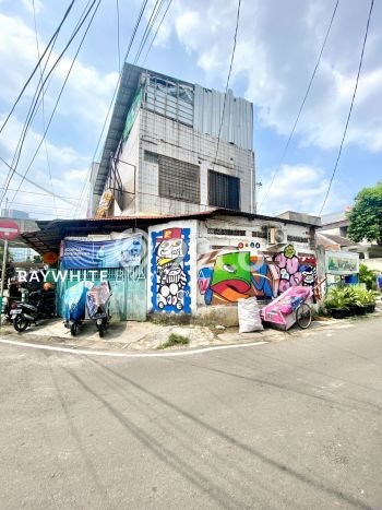 Ruko Bagus Dijual LB 350m2 Lokasi Strategis Jakarta Selatan Area Cocok untuk Bisnis Ruko Bagus Dijual LB 350m2 Lokasi Strategis Jakarta Selatan Area Cocok untuk Bisnis