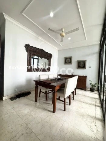 Rumah Mewah LB 302m2 Siap Pakai Desain Elegan di Ampera, Jakarta Selatan Rumah Mewah LB 302m2 Siap Pakai Desain Elegan di Ampera, Jakarta Selatan