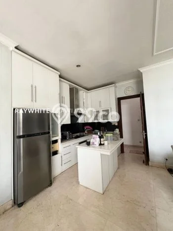 Rumah Mewah LB 302m2 Siap Pakai Desain Elegan di Ampera, Jakarta Selatan Rumah Mewah LB 302m2 Siap Pakai Desain Elegan di Ampera, Jakarta Selatan