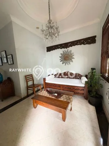 Rumah Mewah LB 302m2 Siap Pakai Desain Elegan di Ampera, Jakarta Selatan Rumah Mewah LB 302m2 Siap Pakai Desain Elegan di Ampera, Jakarta Selatan