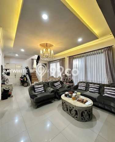 Hunian Mewah LB 310m2 Siap Pakai Desain Elegan di Pondok Pinang, Jakarta Selatan Hunian Mewah LB 310m2 Siap Pakai Desain Elegan di Pondok Pinang, Jakarta Selatan