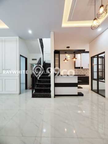 Rumah Mewah Dijual LT 101m2 di Jagakarsa, Jakarta Selatan Rumah Mewah Dijual LT 101m2 di Jagakarsa, Jakarta Selatan