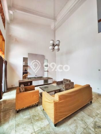 Rumah Nyaman 4 KT LT 364m² di Mega Kuningan, Jakarta Selatan Rumah Nyaman 4 KT LT 364m² di Mega Kuningan, Jakarta Selatan