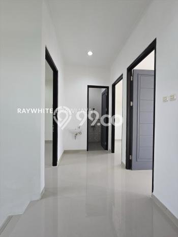 Rumah Luas Asri 3 KT Siap Pakai di Kemang Jakarta Selatan Rumah Luas Asri 3 KT Siap Pakai di Kemang Jakarta Selatan