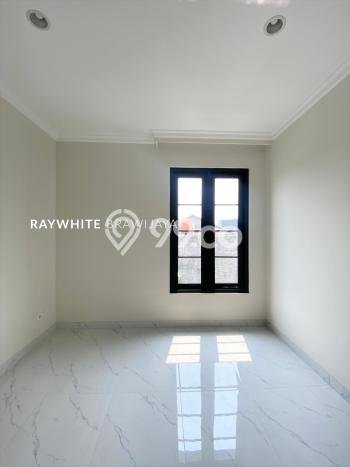 Dijual Rumah Premium dengan Fasilitas Sekitar Komplit di Jagakarsa, Jakarta Selatan Dijual Rumah Premium dengan Fasilitas Sekitar Komplit di Jagakarsa, Jakarta Selatan