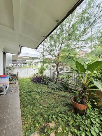 Rumah Luas Tanah 187m2m² di Lebak Bulus, Jakarta Selatan - Akses Mudah Rumah Luas Tanah 187m2m² di Lebak Bulus, Jakarta Selatan - Akses Mudah