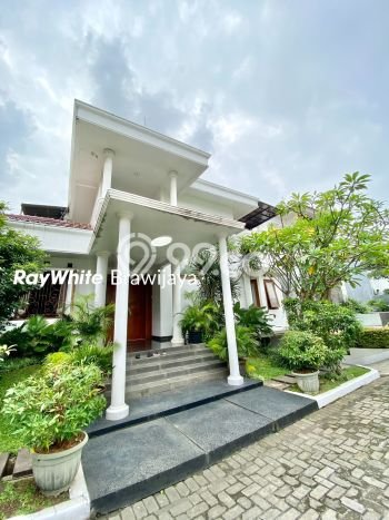 Dijual Rumah Luas Megah Dengan View Eksklusif di Pejaten, Jakarta Selatan Dijual Rumah Luas Megah Dengan View Eksklusif di Pejaten, Jakarta Selatan