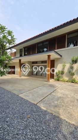 Rumah Premium di Kebayoran Baru, 3 KM, Lingkungan Nyaman, LT 632m² LB 532m² Rumah Premium di Kebayoran Baru, 3 KM, Lingkungan Nyaman, LT 632m² LB 532m²