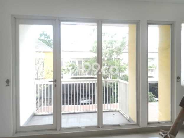 Rumah Elit LB 230m2 Siap Pakai Desain Elegan di Summarecon Bekasi, Bekasi Rumah Elit LB 230m2 Siap Pakai Desain Elegan di Summarecon Bekasi, Bekasi