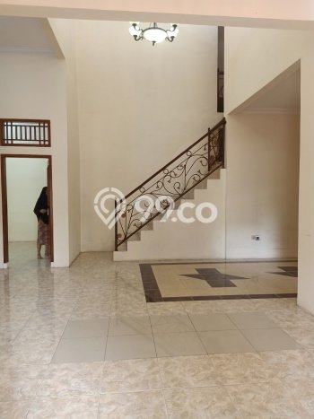 Rumah Sewa Bekasi LT 198m2 LB 250m2 Kawasan Duta Harapan Rumah Sewa Bekasi LT 198m2 LB 250m2 Kawasan Duta Harapan