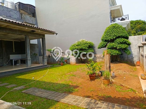 Rumah Mewah LB 2425m2 Siap Pakai Desain Elegan di Kemang Pratama, Bekasi Rumah Mewah LB 2425m2 Siap Pakai Desain Elegan di Kemang Pratama, Bekasi