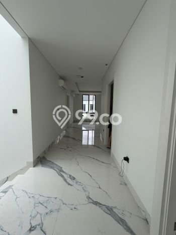 Hunian Elit LB 451m2 Siap Pakai Desain Elegan di Alam Sutera, Tangerang Hunian Elit LB 451m2 Siap Pakai Desain Elegan di Alam Sutera, Tangerang
