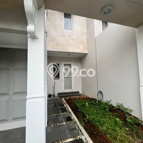 Hunian Eksklusif Dijual LT 160m2 di BSD, Tangerang Selatan Hunian Eksklusif Dijual LT 160m2 di BSD, Tangerang Selatan