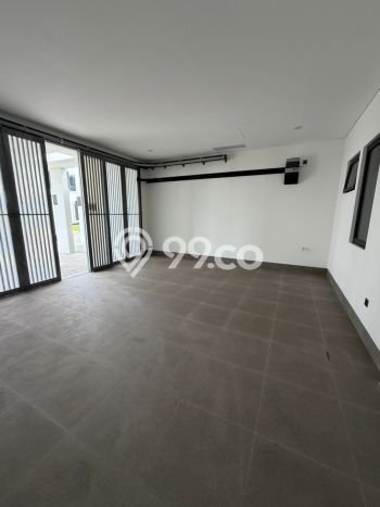 Hunian Elit LB 451m2 Siap Pakai Desain Elegan di Alam Sutera, Tangerang Hunian Elit LB 451m2 Siap Pakai Desain Elegan di Alam Sutera, Tangerang