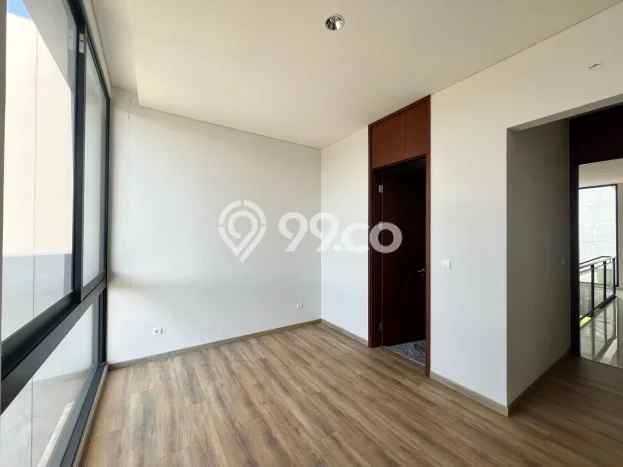 Disewakan Hunian Konsep Modern di BSD Tangerang Selatan dengan 5 KT Disewakan Hunian Konsep Modern di BSD Tangerang Selatan dengan 5 KT
