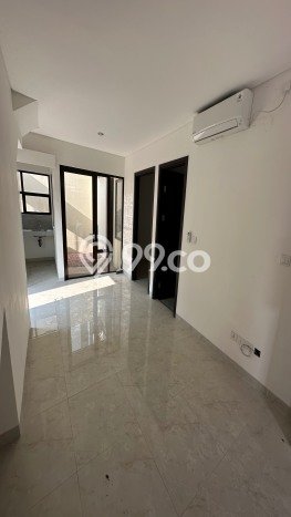 Dijual Rumah 4 Kamar Lokasi Strategis Bagus dan Strategis di Sindang Jaya Dijual Rumah 4 Kamar Lokasi Strategis Bagus dan Strategis di Sindang Jaya