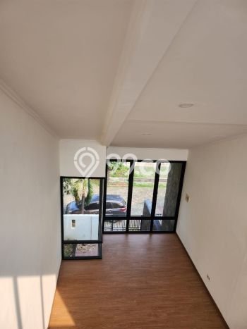 Hunian Cantik Modern Lb 125m2 di Karawaci, Tangerang Hunian Cantik Modern Lb 125m2 di Karawaci, Tangerang