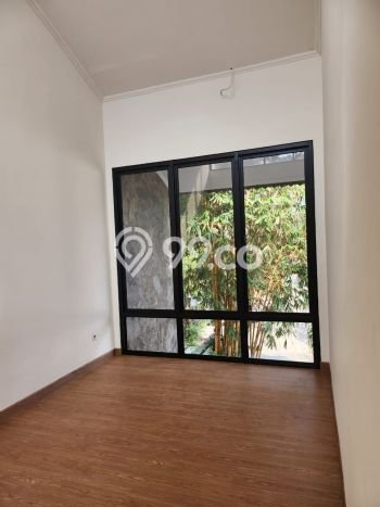 Hunian Cantik Modern Lb 125m2 di Karawaci, Tangerang Hunian Cantik Modern Lb 125m2 di Karawaci, Tangerang