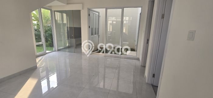 Hunian Nyaman Asri 4 KT Siap Pakai di Suvarna Sutera Tangerang Hunian Nyaman Asri 4 KT Siap Pakai di Suvarna Sutera Tangerang