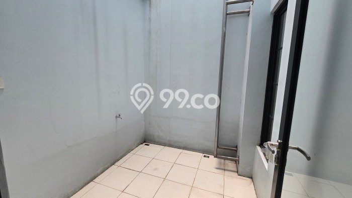 For Sale Rumah 4 Kamar Lokasi Ideal Bagus dan Strategis di Sindang Jaya For Sale Rumah 4 Kamar Lokasi Ideal Bagus dan Strategis di Sindang Jaya