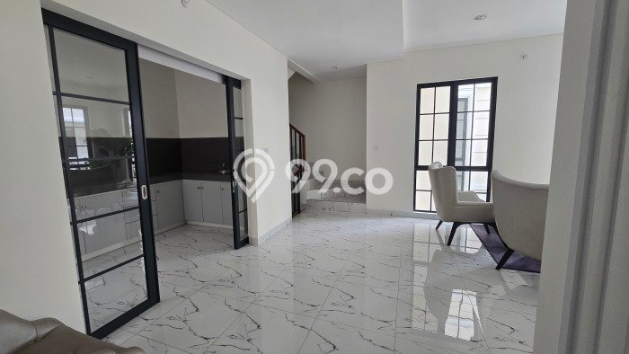 Rumah Modern Cantik 5 Kamar Siap Huni di Sindang Jaya Rumah Modern Cantik 5 Kamar Siap Huni di Sindang Jaya