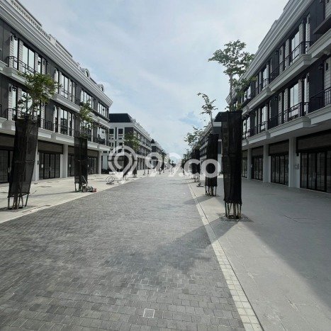 Unit Ruko Tersedia di Pantai Indah Kapuk Spesifikasi LB 162m2 Unit Ruko Tersedia di Pantai Indah Kapuk Spesifikasi LB 162m2