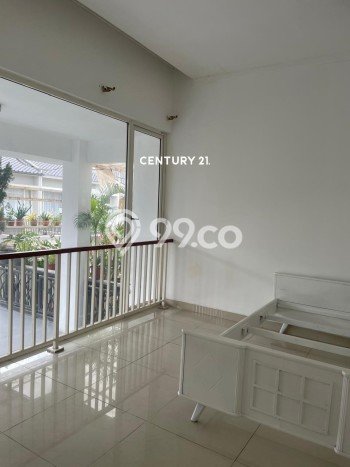 Disewakan! Rumah 4 Kamar Tidur &
3 Kamar Mandi di Sektor 7-Bintaro, Tangerang Selatan Disewakan! Rumah 4 Kamar Tidur &
3 Kamar Mandi di Sektor 7-Bintaro, Tangerang Selatan