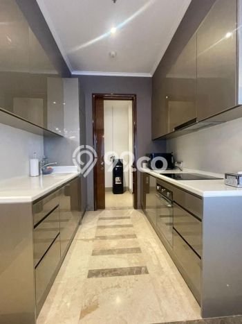 Apartemen Sewa 3 Kamar Murah Siap Huni di Jakarta Selatan, Luas 179m2 Apartemen Sewa 3 Kamar Murah Siap Huni di Jakarta Selatan, Luas 179m2