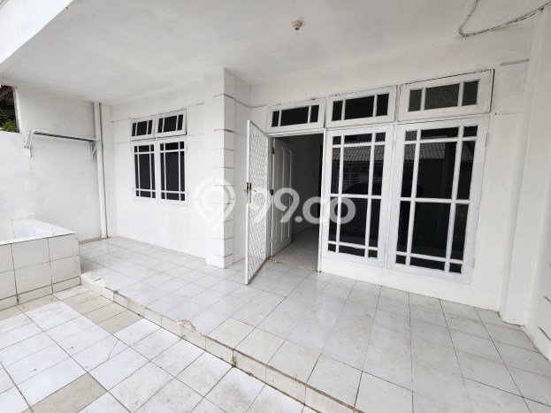 Rumah Modern 3 KT LT 150m2 di Harapan Indah Rumah Modern 3 KT LT 150m2 di Harapan Indah