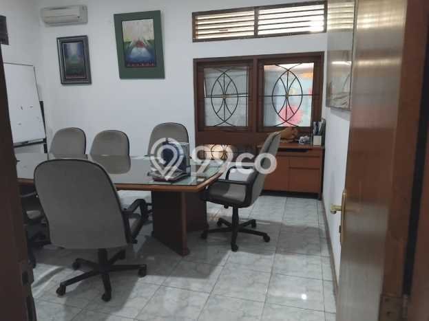 Dijual Rumah Premium dengan Fasilitas Sekitar Komplit di Tebet, Jakarta Selatan Dijual Rumah Premium dengan Fasilitas Sekitar Komplit di Tebet, Jakarta Selatan