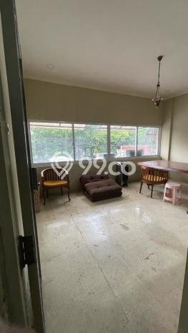 Unit Ruko Dijual di Jakarta Pusat LT 131m2 & LB 237m2 Unit Ruko Dijual di Jakarta Pusat LT 131m2 & LB 237m2